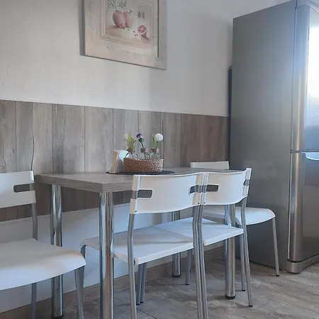 Pod Lasem Apartment